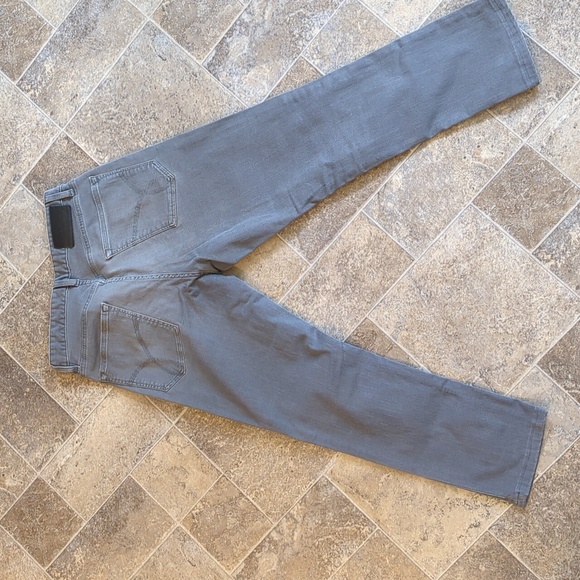 Jeans - Picture 2 of 4